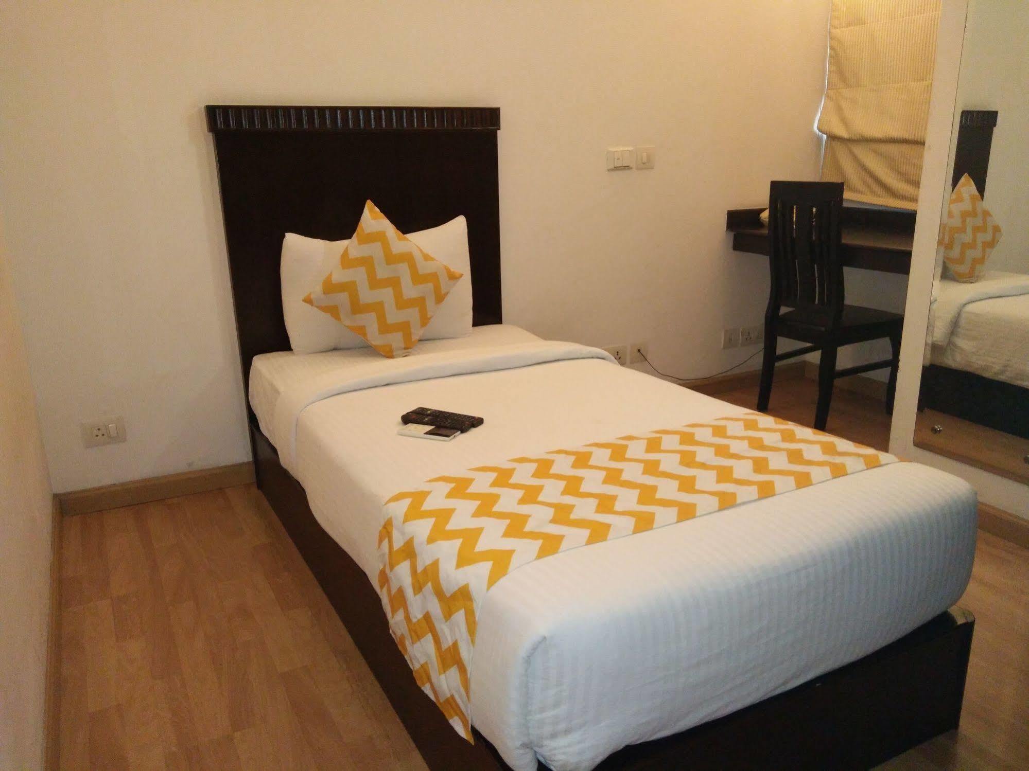 Hotel Mint Casa Νέο Δελχί Εξωτερικό φωτογραφία